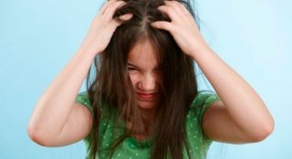 Как вывести вшей у ребенка